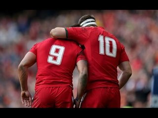 Dan Biggar Launches Long & High Kicks, France v Wales, 28th Feb 2015