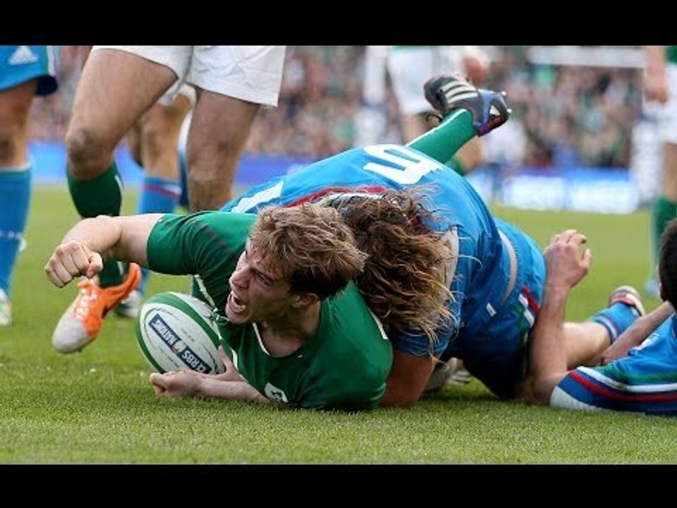 Andrew Trimble Try after great handling from Brian O'Driscoll - Ireland v Italy 8th March 2014