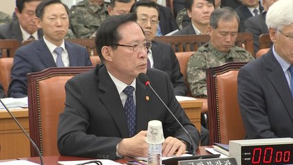 송영무 "JSA서 北 총탄 우리 쪽으로 처음 넘어와" / YTN