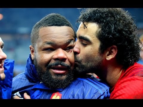 Yoann Huget has ball stripped near the try line, France v Scotland, 07th Feb 2015