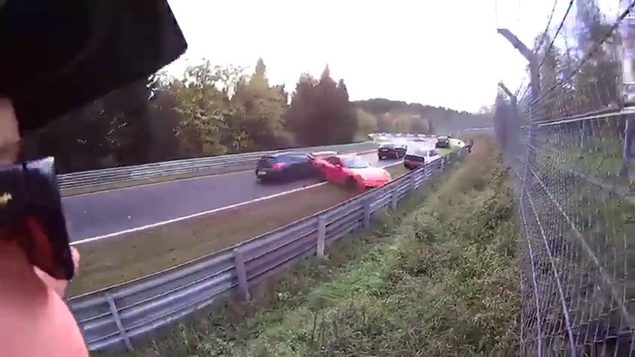 Gros carambolage sur le circuit du Nürburgring