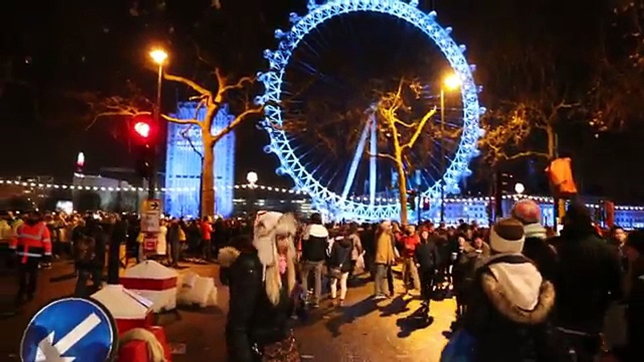 London Fireworks 2016 - The Whole Evening