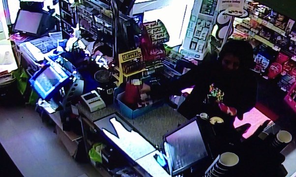 Security Camera Catches Thieves Stealing Poppy Charity Tin at Spar Ludgershall