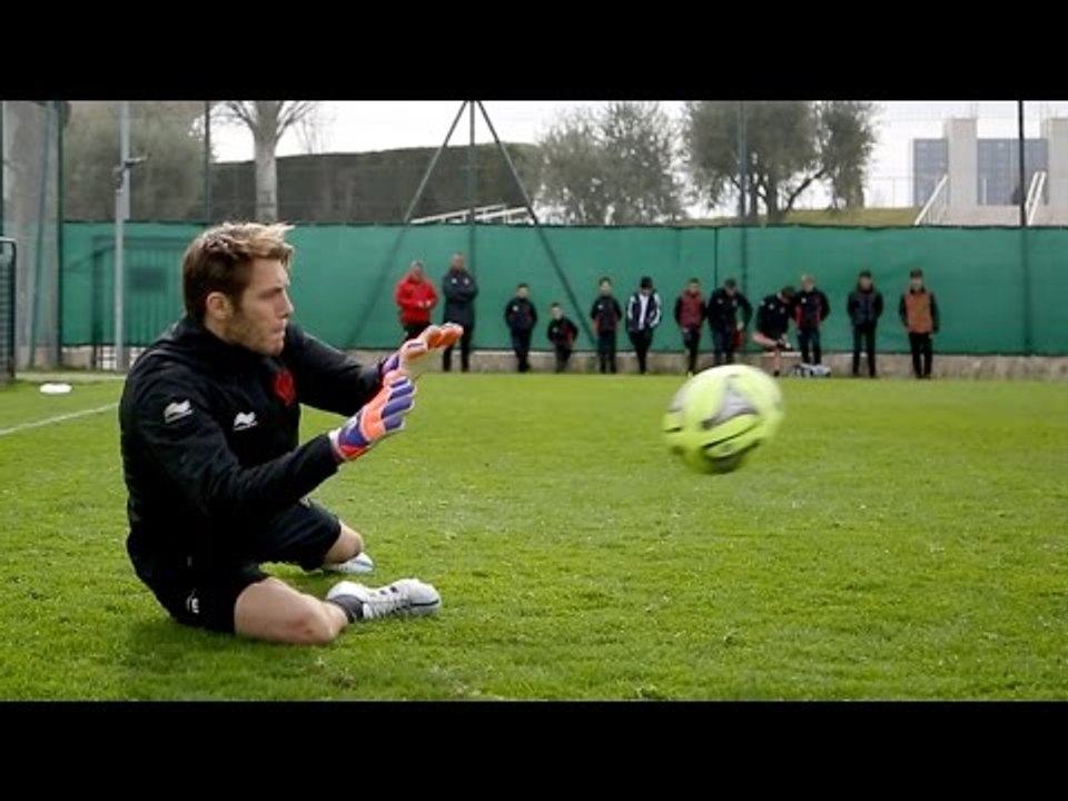 Les pitchouns à l'entraînement spécifique des gardiens