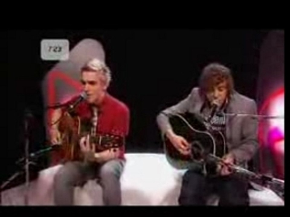 McFly - Star Girl  Acoustic at Fresh Lysqueese