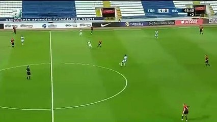 Jogador do Sporting B marca auto golo Caricato