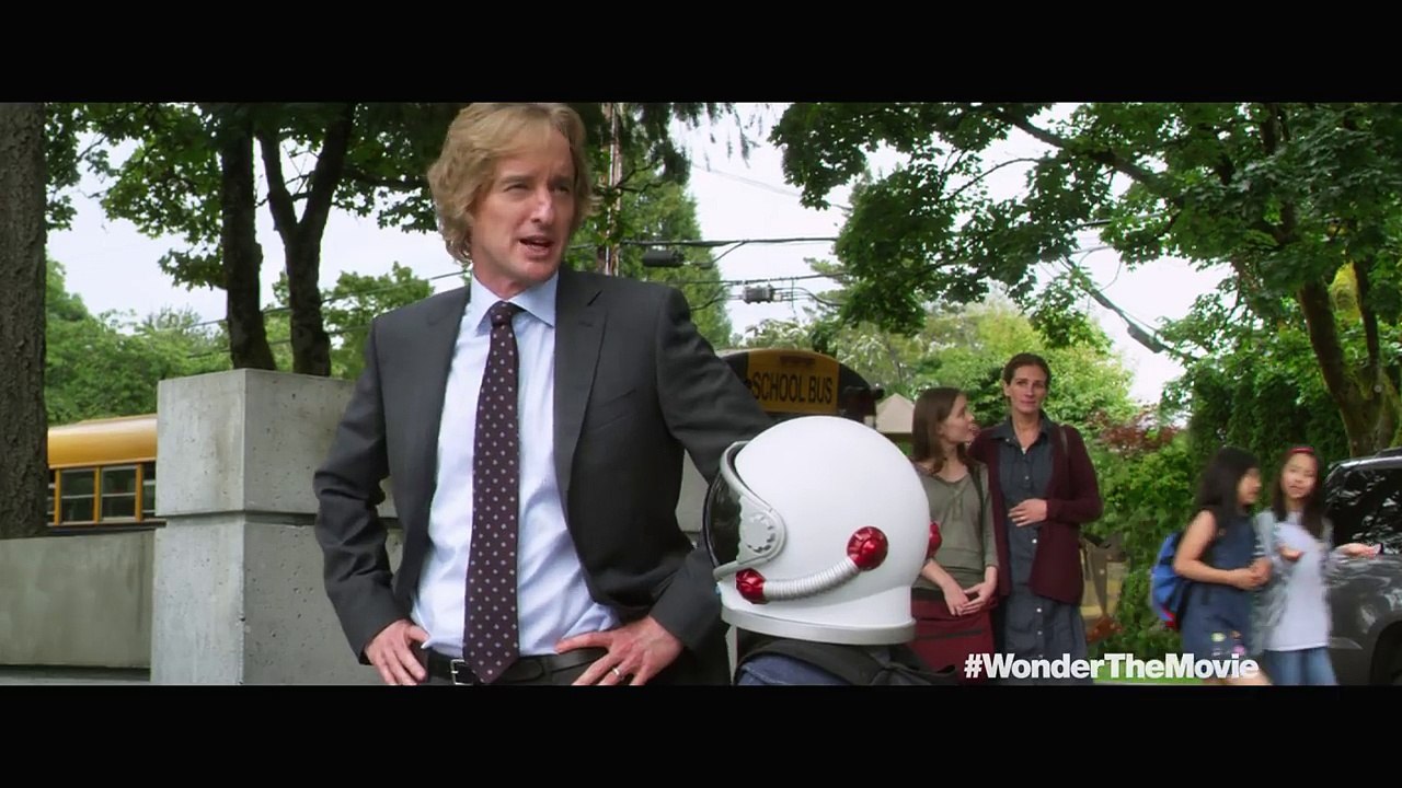 Wonder (2017 Movie) Official TV Spot - “Looking Sharp” – Julia Roberts, Owen Wilson-iqGTI1yjc5k