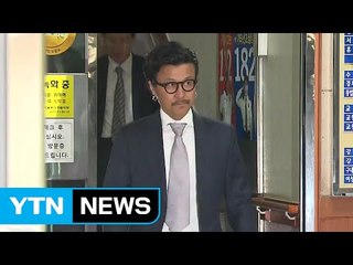 여성 2명 '성추행 혐의' 이주노 경찰 출석 / YTN (Yes! Top News)
