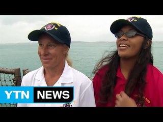 태평양 바다 위에서 5개월을 버틴 두 여성 / YTN