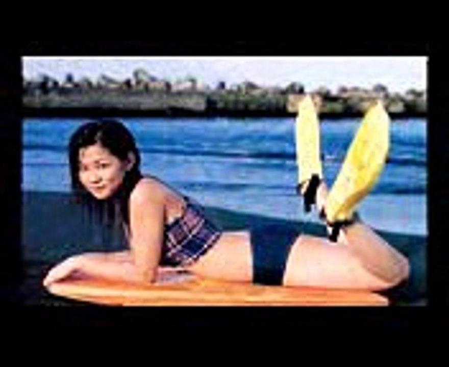 新垣里沙 可愛い水着グラビア