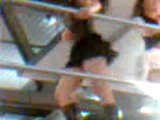 ballerine sexy stand polaris all' EICMA