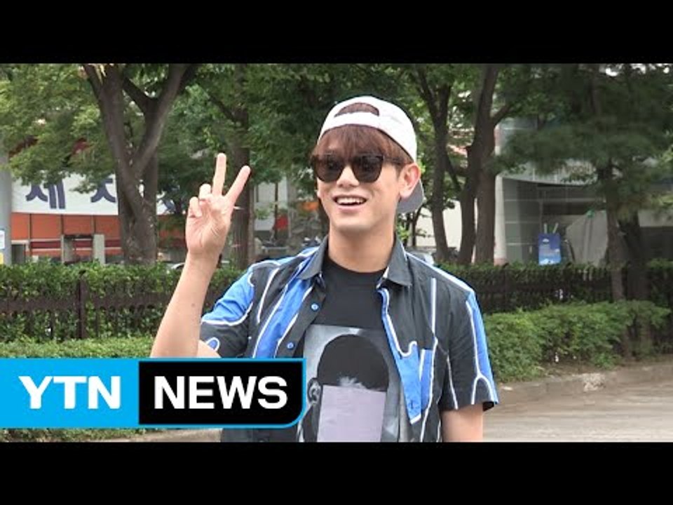 [★영상] '컴백 못참겠어' 에릭남, 아침 밝히는 꽃미소 (뮤직뱅크 출근길) / YT...