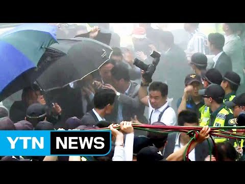 '6시간 대치' 황교안 총리, 성주군청 빠져나와 / YTN (Yes! Top News)