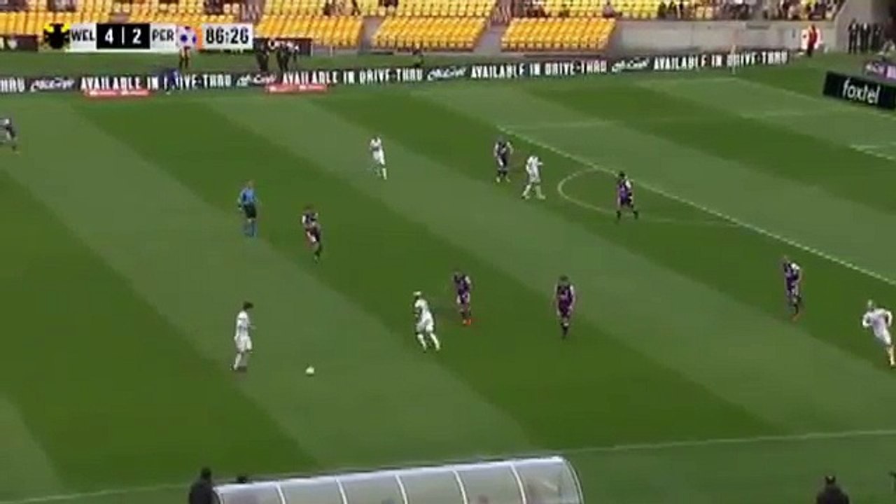 Wellington Phoenix 5:2 Perth Glory (Australian A-League. 12 November)