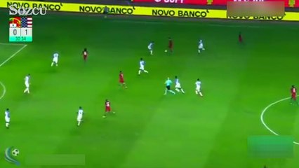 Kaleci hem kendini, hem takımını yaktı