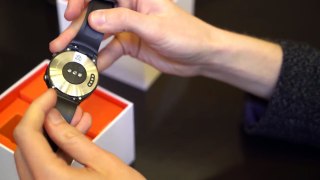 Huawei Watch 2 UNBOXING from MWC 2017-VDwK7vAa9dk