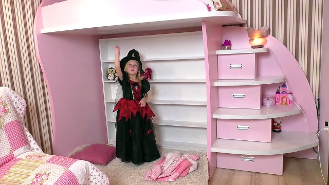 Halloween Songs for Children, Kids and Toddlers Are you Scared Haunted House Kids Song by Margo 3-xp1McNew7cg