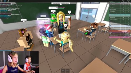 I am NOT Karina / High School Dorm Life with RonaldOMG