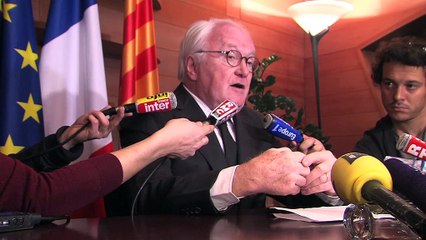 La réaction de Michel Vauzelle au sujet du futur conseil des sages