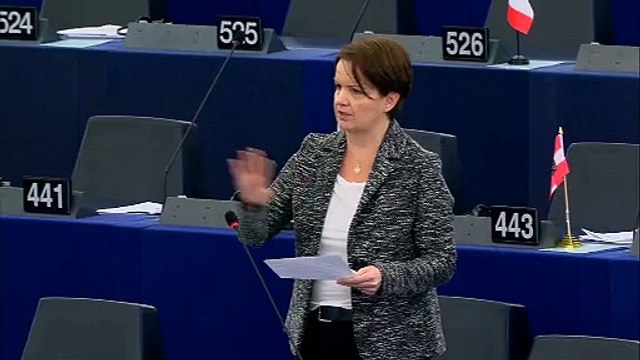 Basta con le BALLE dell’Europa e con l'invasione di CLANDESTINI voluta dal Governo RENZILONI!