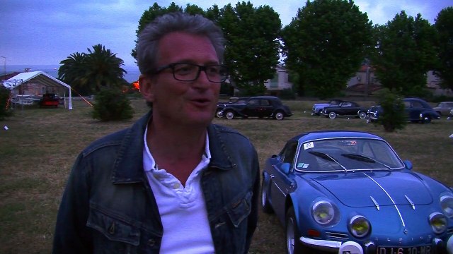 Retro Coeur : un rendez-vous pour les amoureux de l'automobile à Martigues