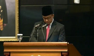 Anies-Sandi Sampaikan Visi Misi di Rapat Paripurna DPRD