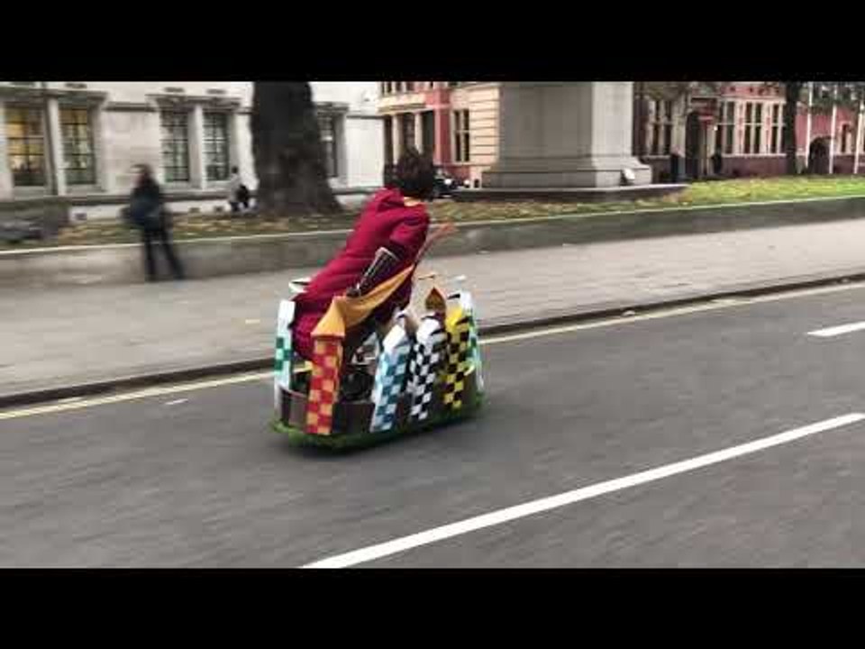 Friends Bring Quidditch to the Streets of London With Astonishing Cosplay