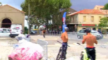 Interview de Bastien Tardy, responsable de l'équipe acrobike et d'un spectateur, Paul