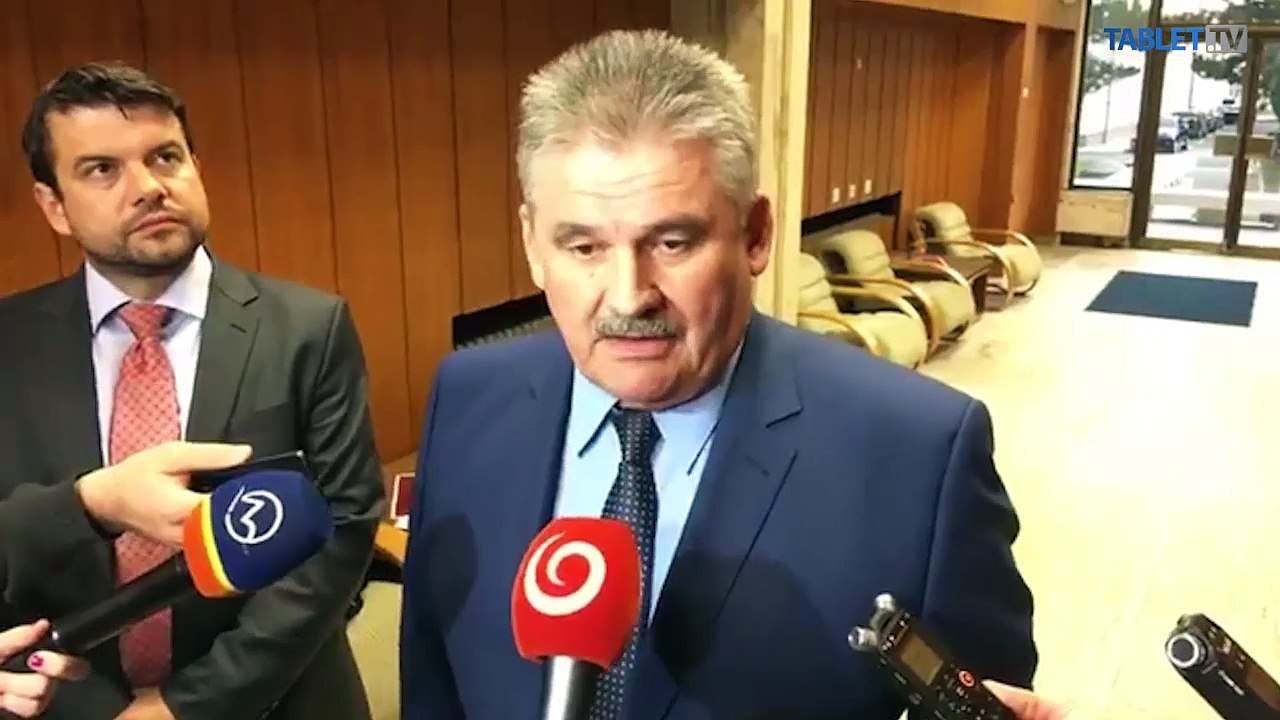 ZÁZNAM: Brífing ministra práce J. Richtera
