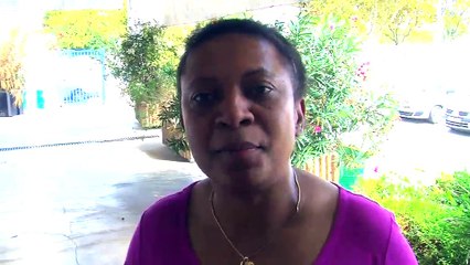 L'interview de la secrétaire d'État à la politique de la ville Hélène Geoffroy.