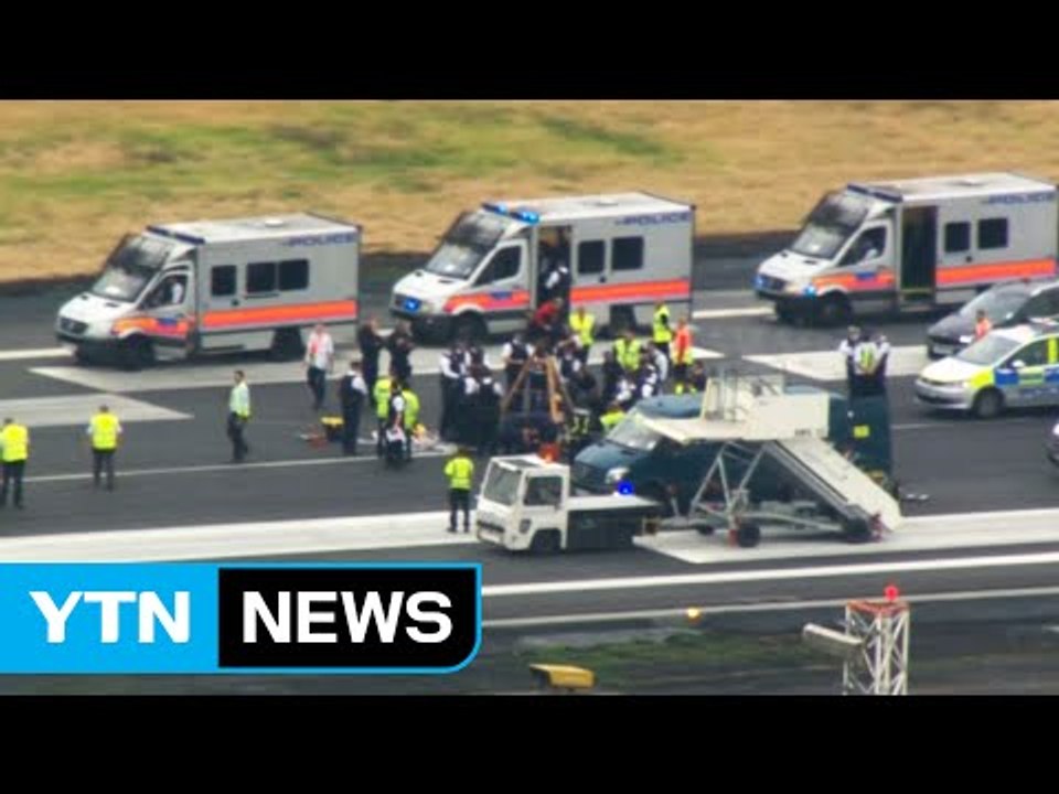 흑인 인권 단체, 런던 공항 활주로 점거 시위...항공기 운항 차질 / YTN (Ye...