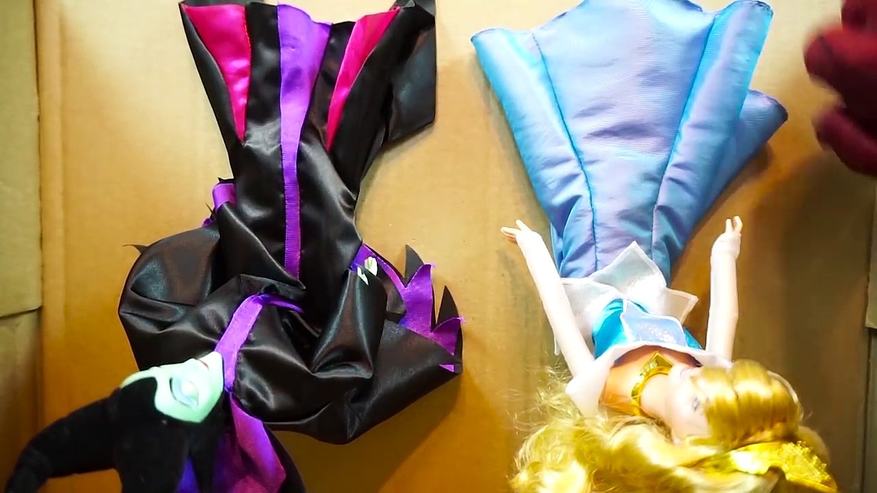 Frozen Elsa & Spiderman What's In The Box Challenge! Cake Decorating Fun Superhero in real life IRL | Superheroes | Spiderman | Superman | Frozen Elsa | Joker