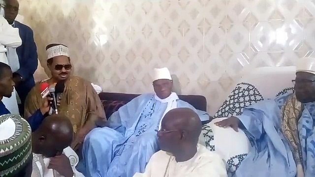 Ahmed Khalifa Niass : Me Abdoulaye Wade, vous êtes le président à vie. Vous aviez remis 100 millions