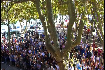 Les habitants de Port-de-Bouc sont venus nombreux assister à l'hommage à Michel Vaxès