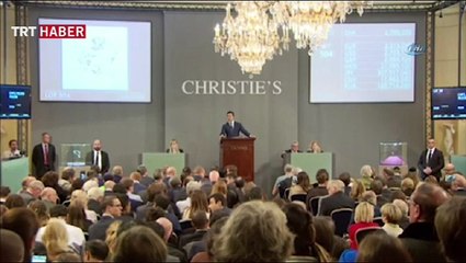 Dünyanın en büyük elması rekor fiyata satıldı