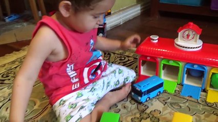 Tayo the Little Bus Toys 타요 꼬마버스 타요 주유소 차고지 세차장 장난감 Peppa Pig Play Doh Surprise Eggs Em Português