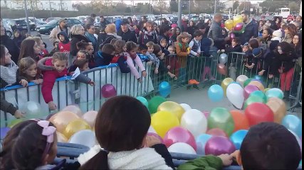 Montélimar : un lâcher de ballons pour les droits de l’enfant