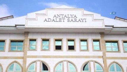 Antalya'daki Fuhuş Operasyonunda 25 Tutuklama