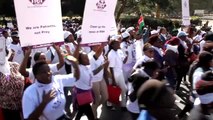 Kenya'da Hastanede Cinsel İstismar İddiaları Protesto Edildi