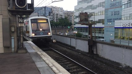 Z 1500 ( MI 2N Altéo ) - RER A - Joinville-le-Pont