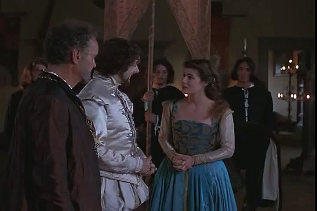 Othello Act IV slap scene (Fishbourne version)
