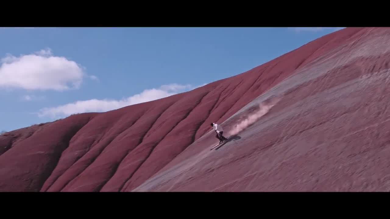 Candide Thovex Skis the World