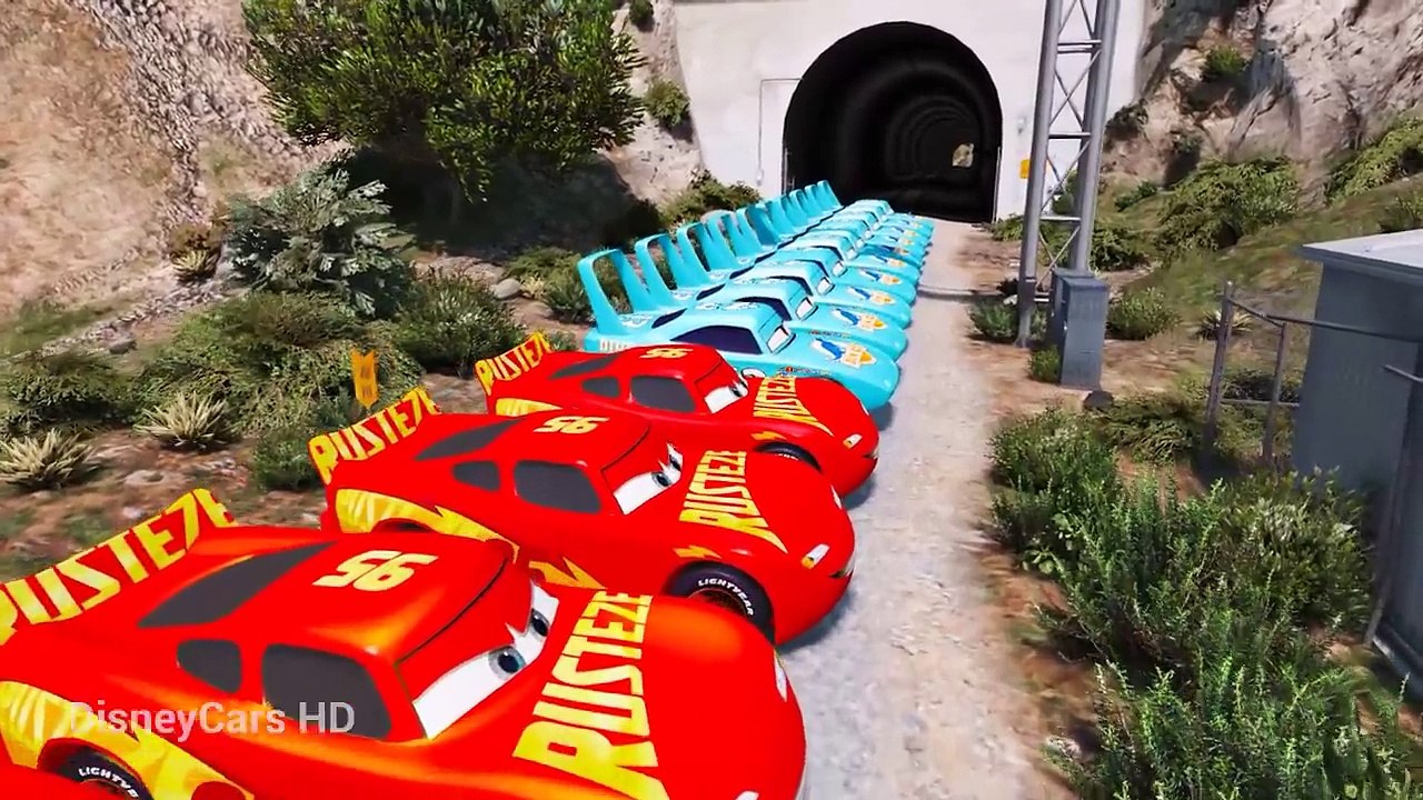 Cars 3 Crash - Lightning McQueen & Dinoco King in Trouble w Train - Disney Pixar Cars for Kids