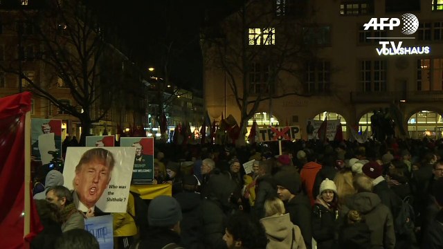 Protestan contra Trump en Zúrich previo a su visita a Suiza