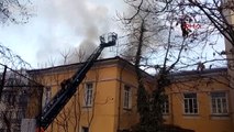 Eski İtalyan hastanesi'nde yangın