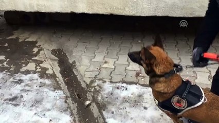 Uyuşturucuyu tandıra gizlemişler - VAN
