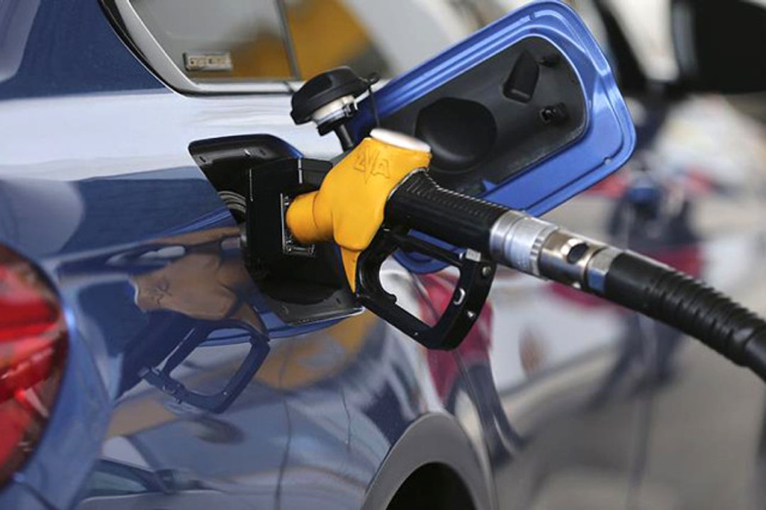 Benzine 12 Kuruş Zam Geliyor