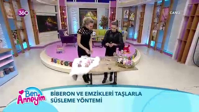 Biberon ve emzikleri taşlarla süsleme