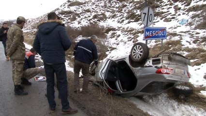 Takla atan otomobilin sürücüsü yaralandı