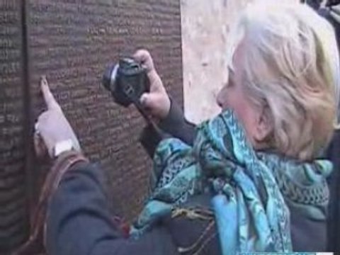 GUERRE D'ALGERIE : AU PIED DU MUR !!!